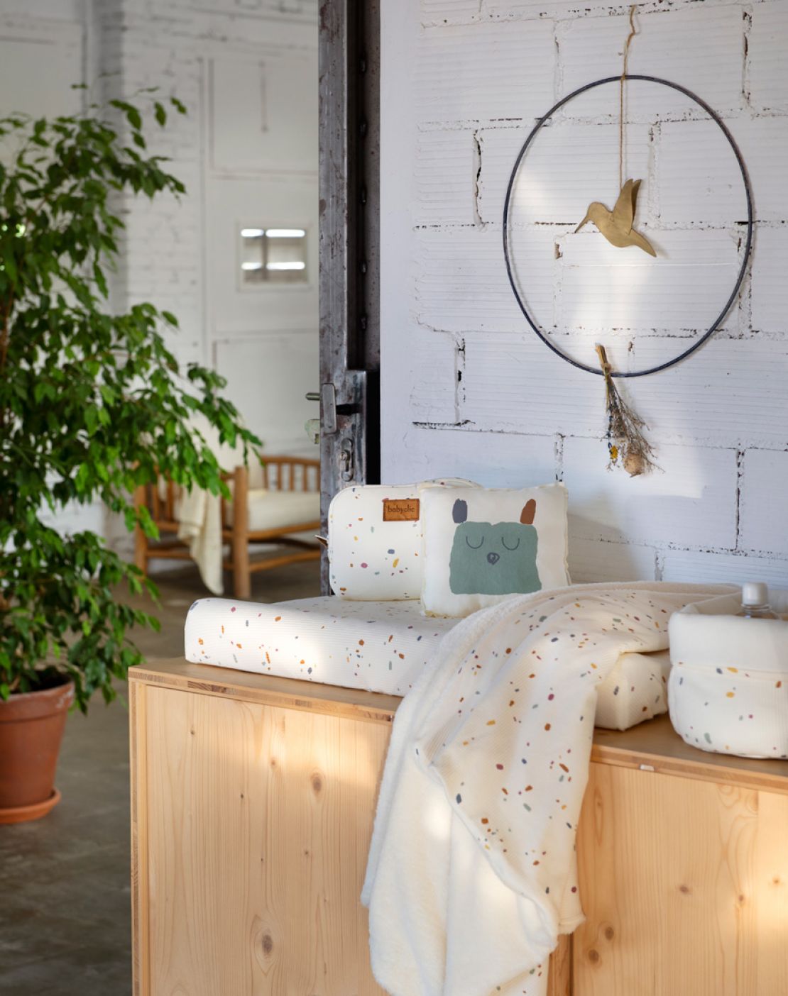 Cesta CONFETTI IVORY