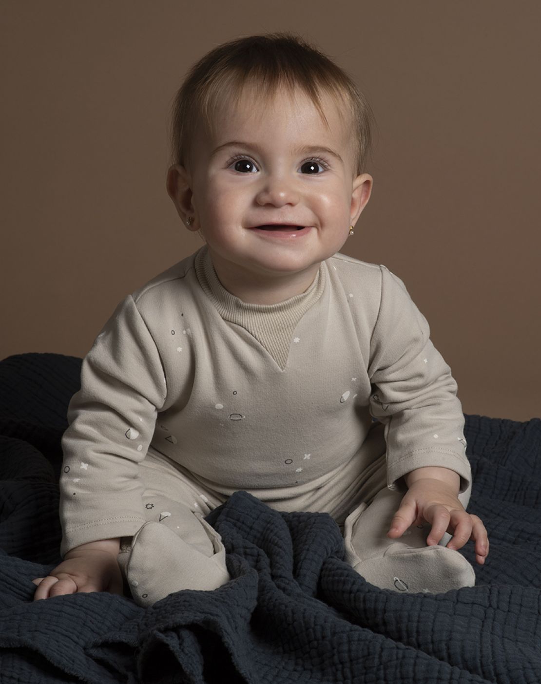 Pelele<br>COSMOS STONE