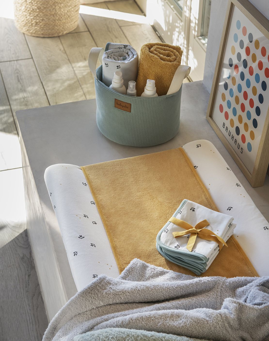 Protector ruzo para funda de cambiador<br>MOSTAZA