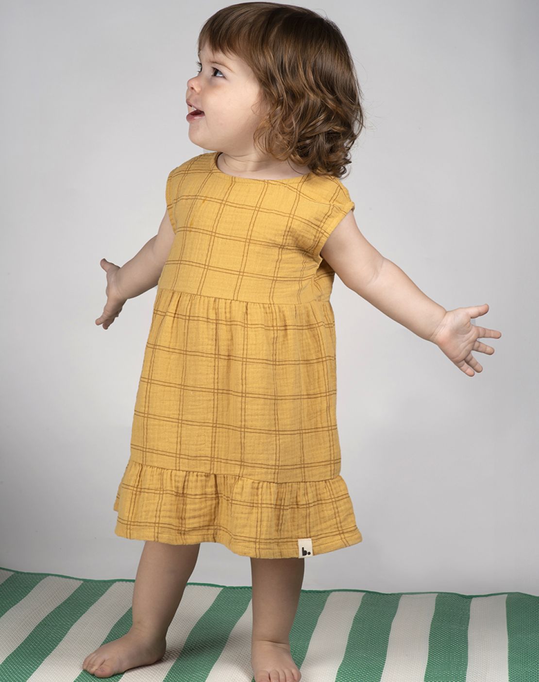 Vestido<br>NINA SQUARES MUSTARD